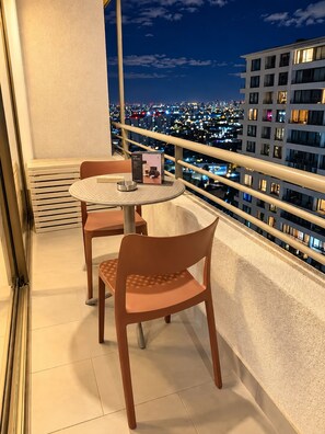 Outdoor dining - Laguna Ciudad Metro Acogedor (Macul)