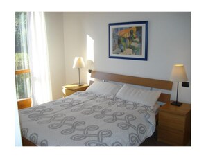 Room - Golf Maisonette Toscolano Maderno (Toscolano Maderno)