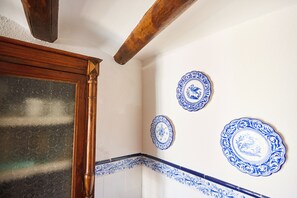 Interior - Vega Ritual | 10 mins from Logroño | Terrace, Pool & Silence (Lazagurría)