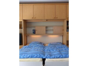 Room - Borkum Again (Borkum)