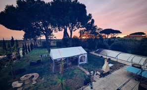 Outdoor dining - Casa Rurale – Elba Apartment, spacious with sea views (Toscana)