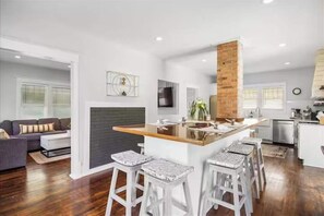 Interior - Berlin Beach House, near Ocean City & Assateague! (Berlin)