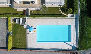 Pool - VILLA AUGUSTA: lake views and private lake access, fantastic pool (Lazise)