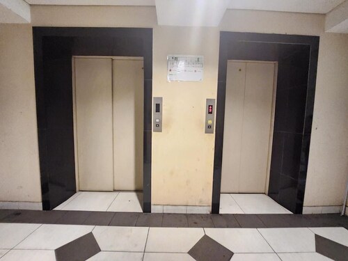 RH Room Avenue 19