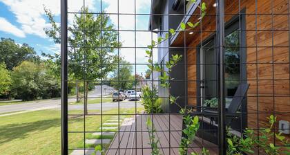 Dog Friendly Tiny Home Near Northgate Park & Duke
