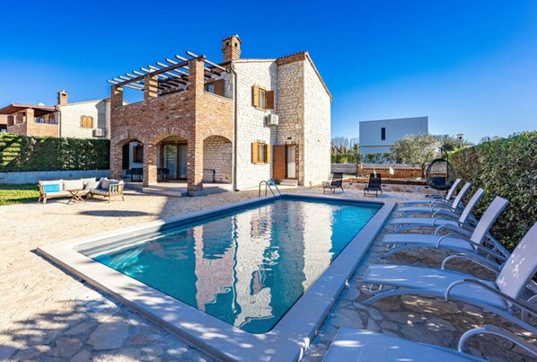 Pool - Ana in Paradise Villas (Svetvincenat)