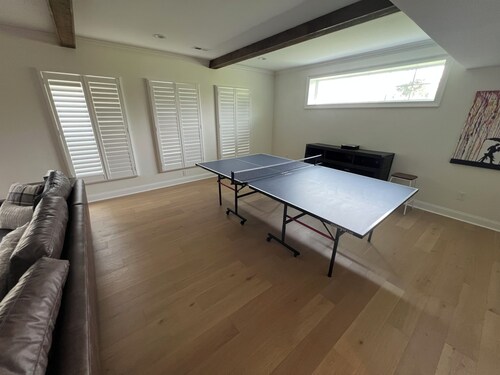 The White Chalet.  Spacious 4-bedroom chalet in peaceful Lancaster.