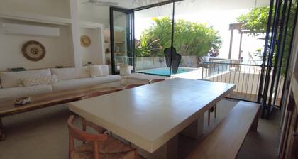 Minimalist villa w/ private pool