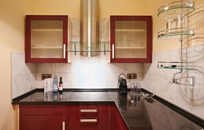 Kitchen - Pet friendly apartment in Kuhlen-Wendorf with sauna (Kuhlen-Wendorf)