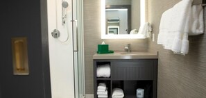 Bathroom - Luxury King 1-bedroom hotel in the heart of Downtown St. Louis (St. Louis)
