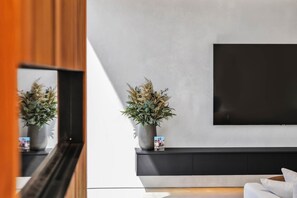 Interior - Asgard Luxury Escape (Kings Meadows)