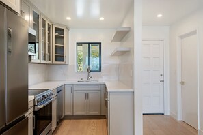 Private kitchen - Santa Barbara Polo Fields / Ocean & Polo Views / Close to Beach (Carpinteria)