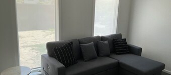 Wheelchair Accessible Beach House!
5 minutes drive to popular 90 Mile Beach.