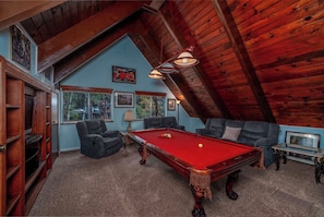 Spielezimmer