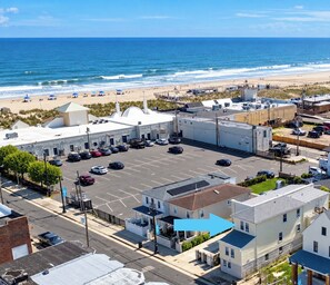 Beach - Chic 3-bedroom apartment with AC in Atlantic City (Atlantic City)