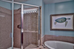 Bathroom - Laketown Perch 1927-Lake Views-Sleeps 8 (Panama City)