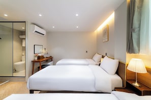 Room - HOTEL LETS HAVEN Gwanghwamun  (Seoul)