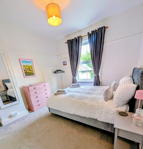 Stylish Village Retreat ·Dorset, New Forest walks, Beaches & Stonehenge nearby