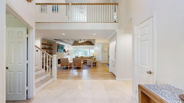Foyer - Elegant 5 Bedroom House (Hilton Head)