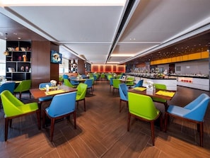 Dining - Hampton by Hilton Huizhou Zhongkai Hi-tech Zone (Huizhou)