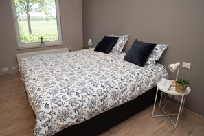 Room - Casa Tibella Holiday Home with Pool, Sauna & Jacuzzi (Ichtegem)