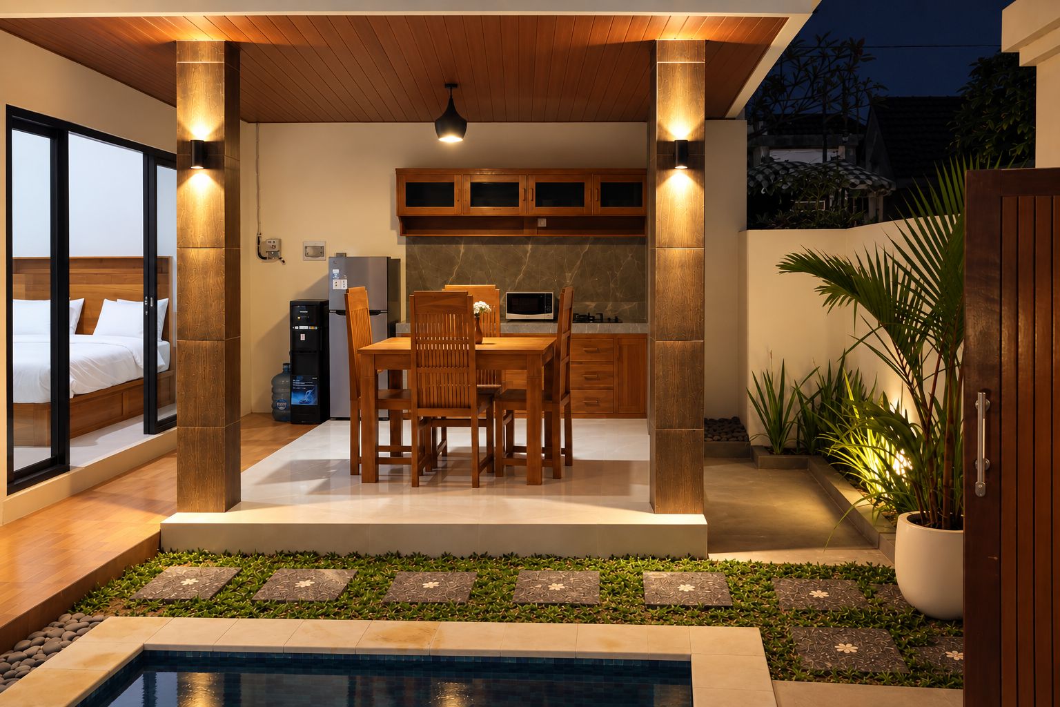 Outdoor dining