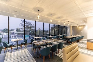 Dining - Hotel Bafna Lawn (Raipur)