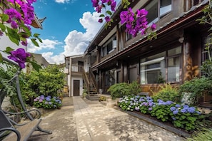 Exterior - Lijiang Naxi Hereditary Courtyard (Lijiang)