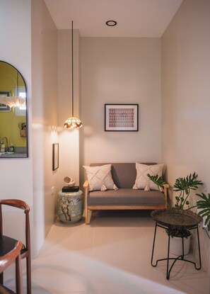 Living area - 1BR Stylish Seaview Apartment Near The Beach (San Fernando City)