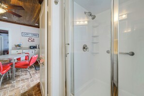 Interior - Steps to Shore! Old Orchard Beach Gem w/ Patio (Old Orchard Beach)