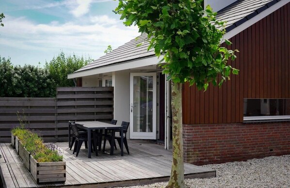 Buiten dineren