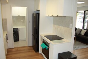 Private kitchen - Brookdale Family Accommodation (Armadale)