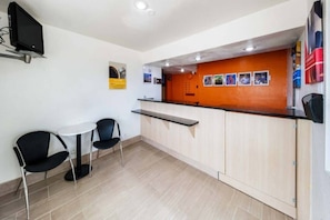 Außenseite Ferienhaus [Sommer]