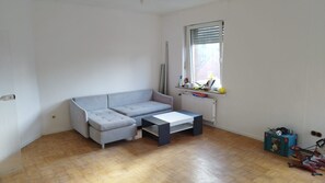 Living area - Vrbo Property (Hamm)