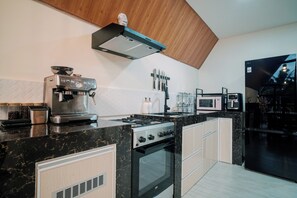 Private kitchen - Secluded Smart A-Frame Cabin (San Felipe)