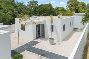 Exterior - Vrbo Property (Willemstad)
