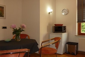 Untagged - A2 in the apartment building near Müritz (Waren (Müritz))