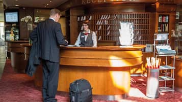 Entrance / Reception