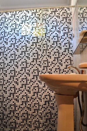 Bathroom - Hotel Rideamus (Villa Gesell)