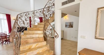 Villa Marhaban - Feel at Home