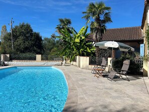 Pool - Quiet, Peaceful Bed & Breakfast with Private Swimming Pool and AC in Bassoues (Bassoues)