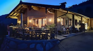 Restauration en plein air
