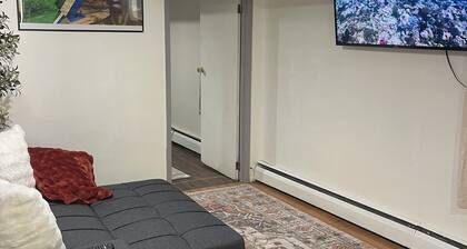 Cozy 1-bedroom house in lovely Jamaica with AC