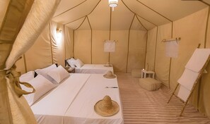 Room - Luxury Desert Camp Experience in Merzouga (Merzouga)