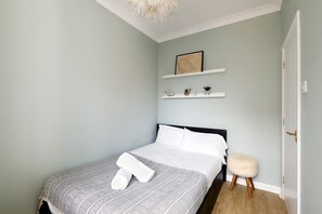 Room - 1BR Flat 10 min from Brighton i360 or City Center Chruchill Square (Brighton and Hove)