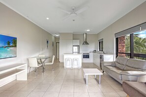 Living area - Beachside Bliss at Anchorage Resort (Point Lookout)