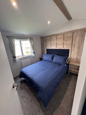 Room - Rio's Retreat Unity Beach Brean, 2027 3 Bedroom Caravan with Full-Wrap Decking (Brean)