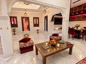 Dining - Palais Tedya (Marrakech)