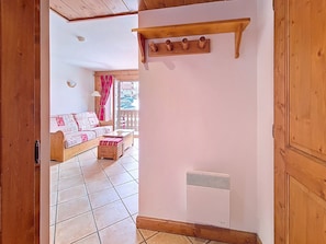 Living area - Spacious apartment near the slopes - 4 guests (Les Menuires)