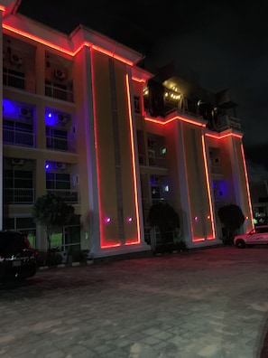 Exterior - Hampton Towers And Spa (Asaba)